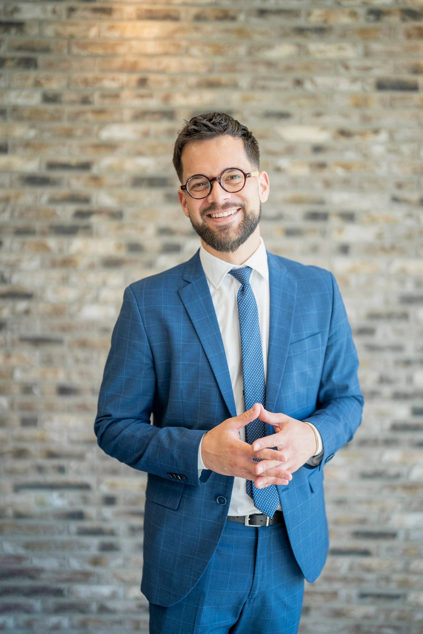 Portrait of Alex Carter, Managing Director